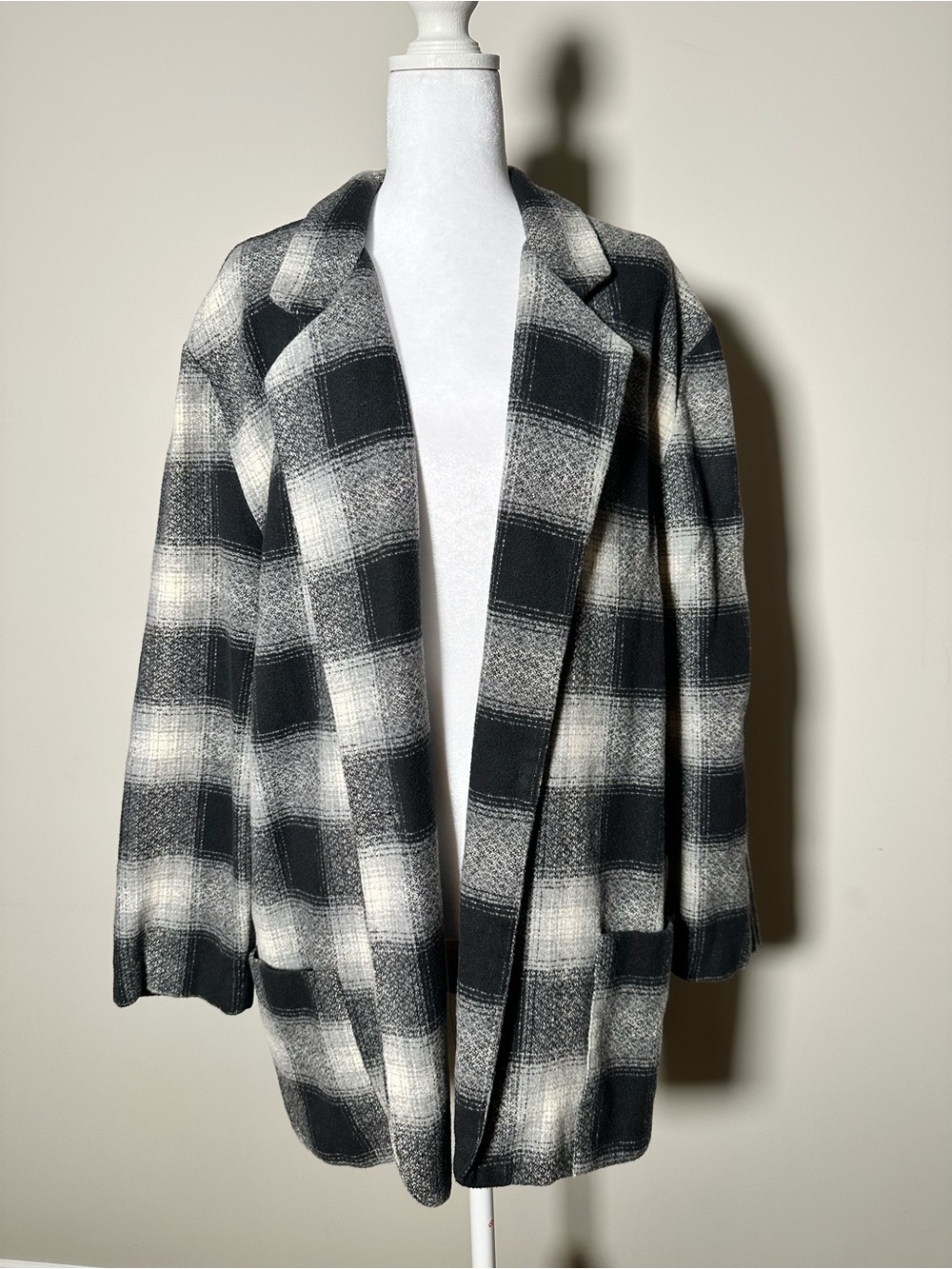 Black & White Plaid Open-Front Blazer Jacket Women’s Size L
